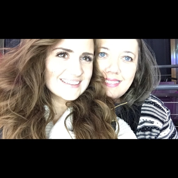 Meet your Posher, Kristen - Picture 1 of 1